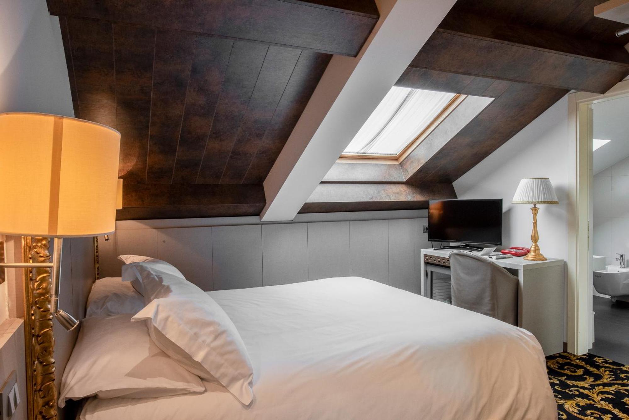 Hotel Doriguzzi Feltre Luaran gambar