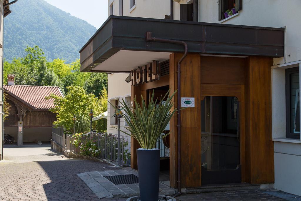 Hotel Doriguzzi Feltre Luaran gambar