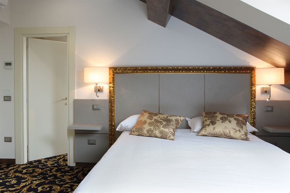 Hotel Doriguzzi Feltre Luaran gambar