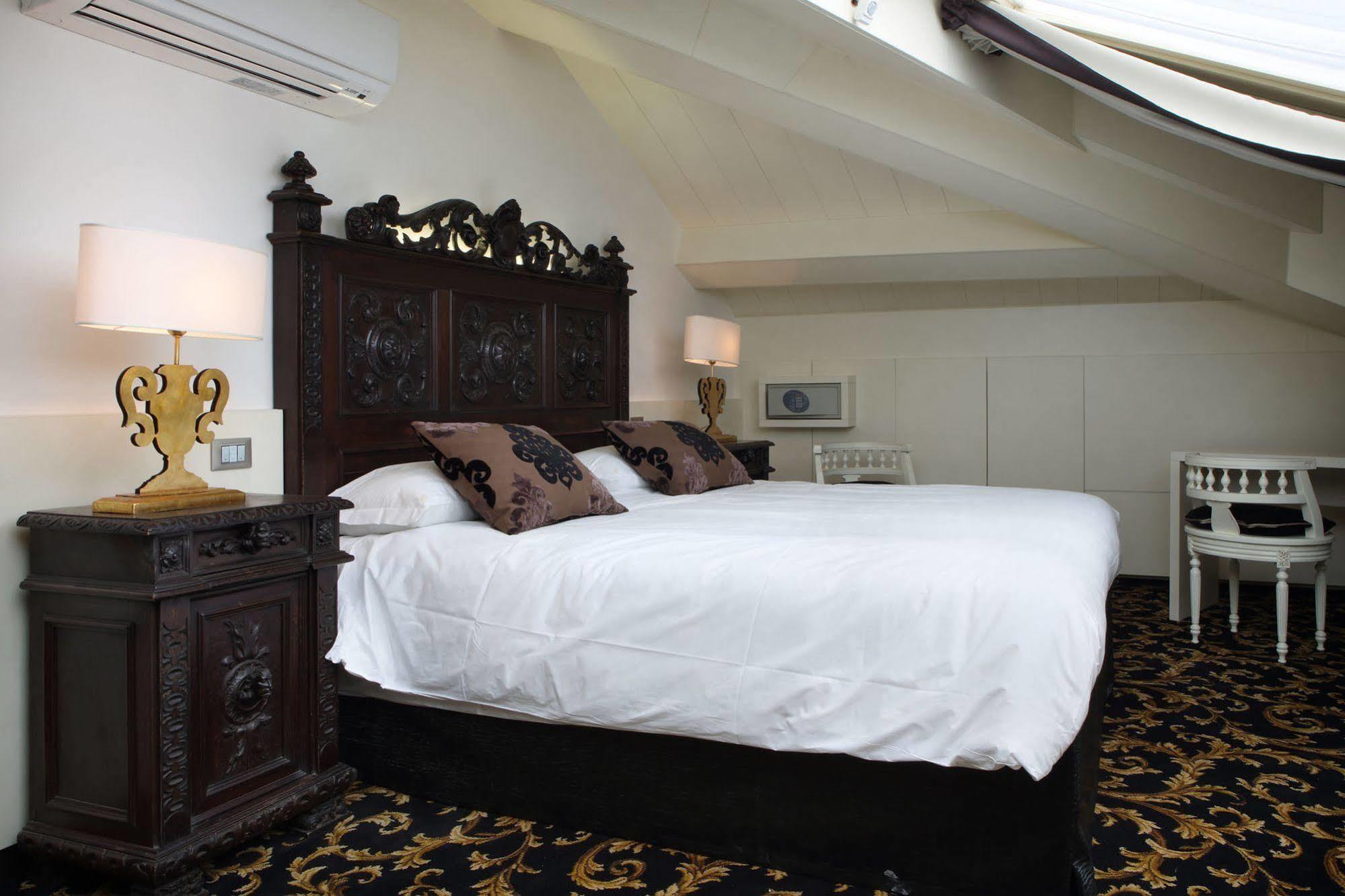 Hotel Doriguzzi Feltre Luaran gambar