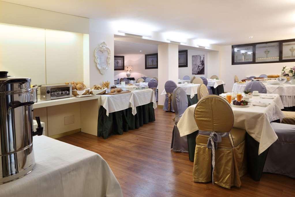 Hotel Doriguzzi Feltre Restoran gambar